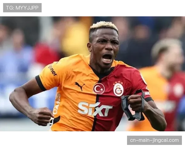 历史回顾:三年前今日,奥斯梅恩戴帽助那不勒斯登顶 历史回顾:三年前今日,奥斯梅恩戴帽助那不勒斯登顶